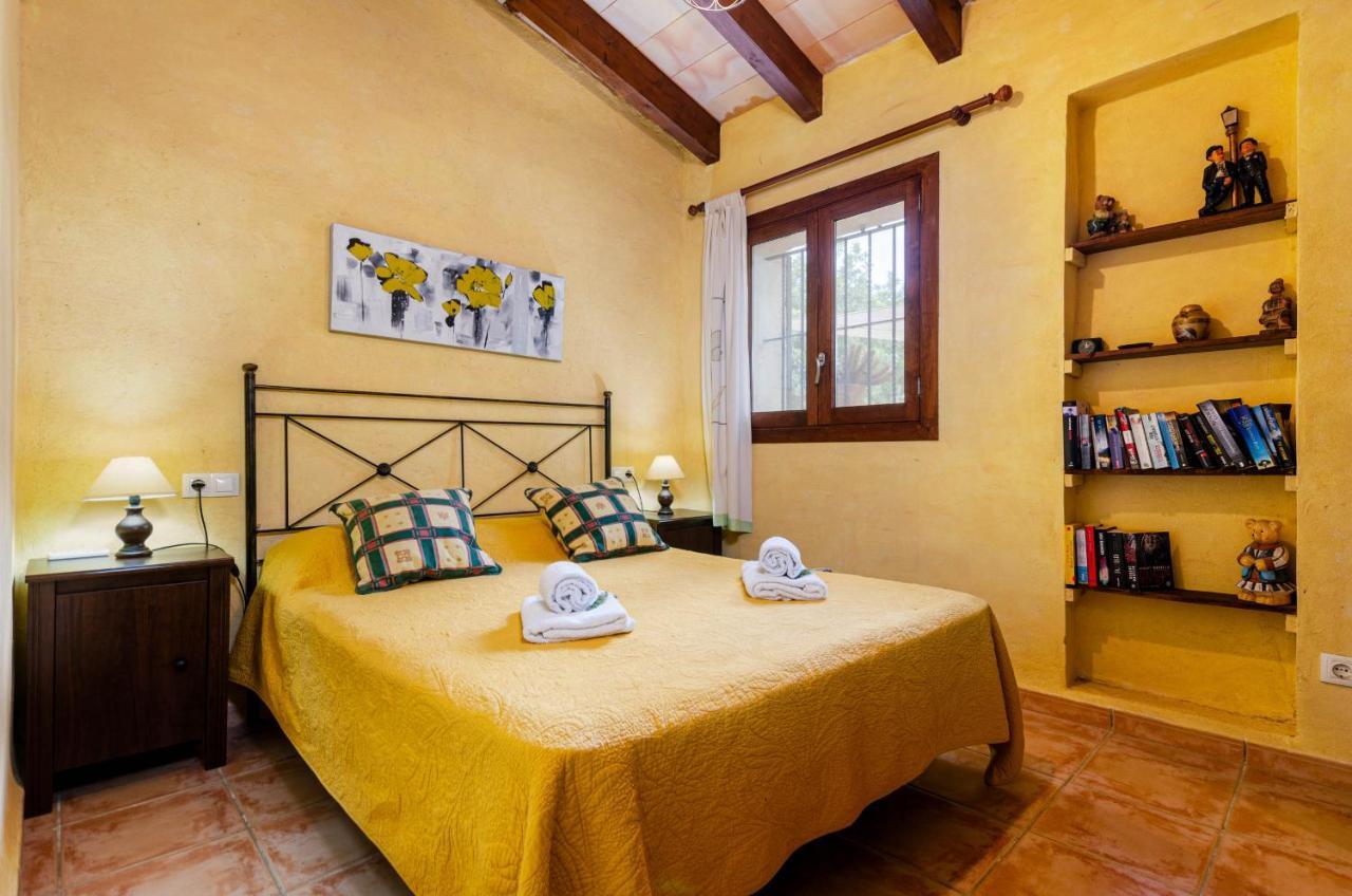 Yourhouse Cas Padri De *